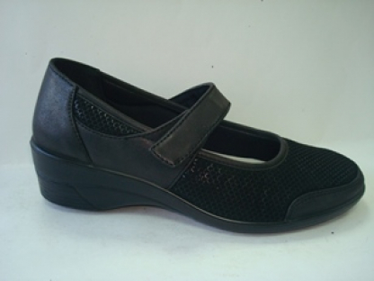 011Т-Ж-ИТ4 (778116-216300)(05) Черный(05) 36-1,37-2,38-2,39-2,40-1,41-1 Almi Туфли Повсед Mary Jane Иск.мат, Текстиль, ПУ Лето жен