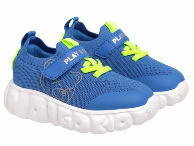 94-1120C 26-2,27-2,28-2,29-2,30-2 Текстиль Хлопок 80%, полиэстер 20% Кроссовки 26-30